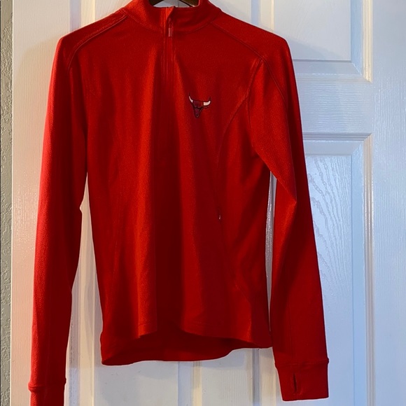 NBA Tops - Women’s Chicago Bulls Branded Quarter Zip Small